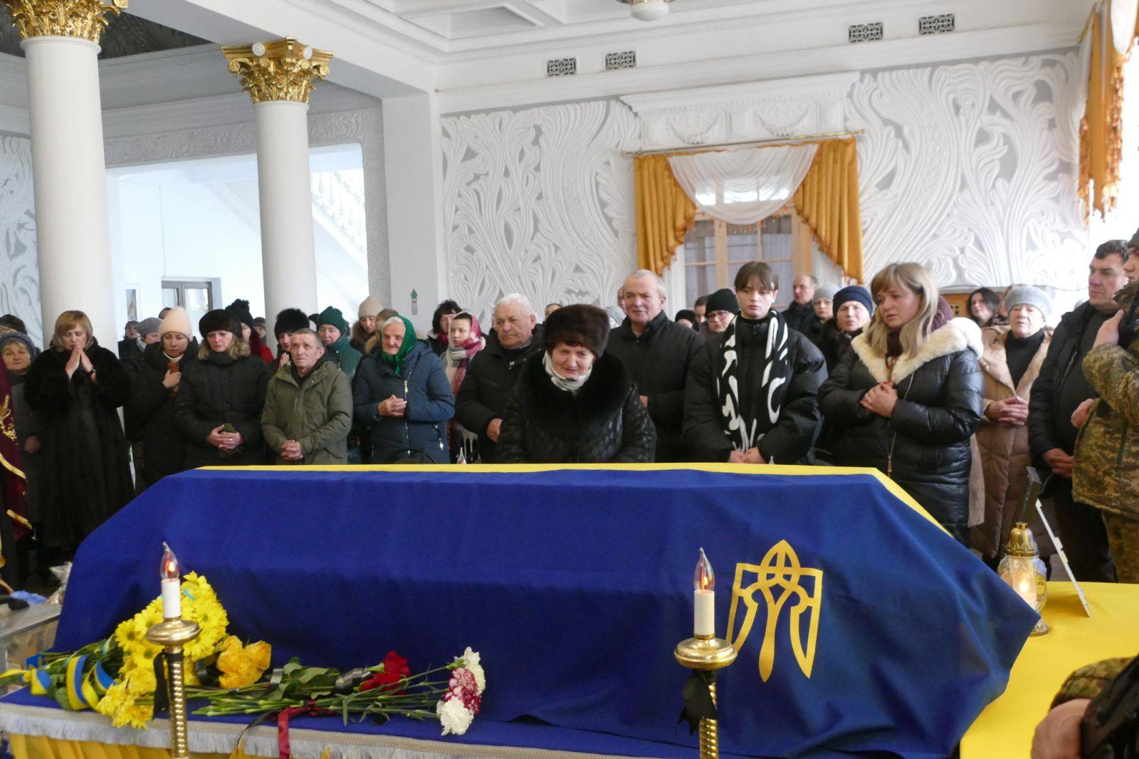 У Калуші попрощалися з полеглим захисником Михайлом Федоляком (ФОТО)