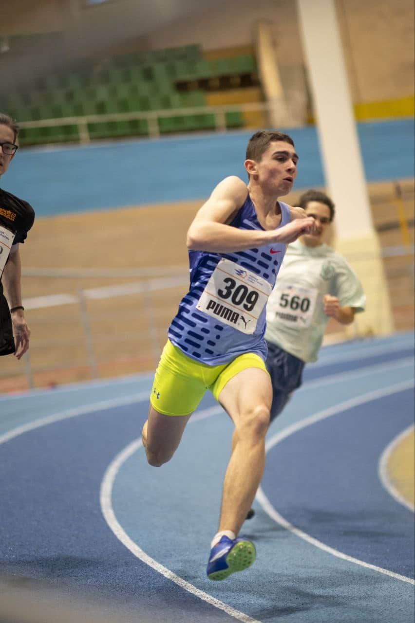 Максим Носко з Франківська виборов дві медалі чемпіонату України з легкої атлетики (ФОТО)