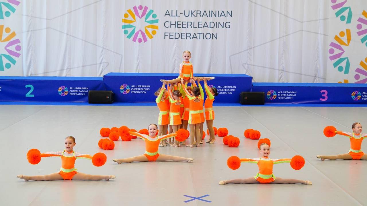 Прикарпатські черлідери вибороли два комплекти золотих медалей на чемпіонаті України