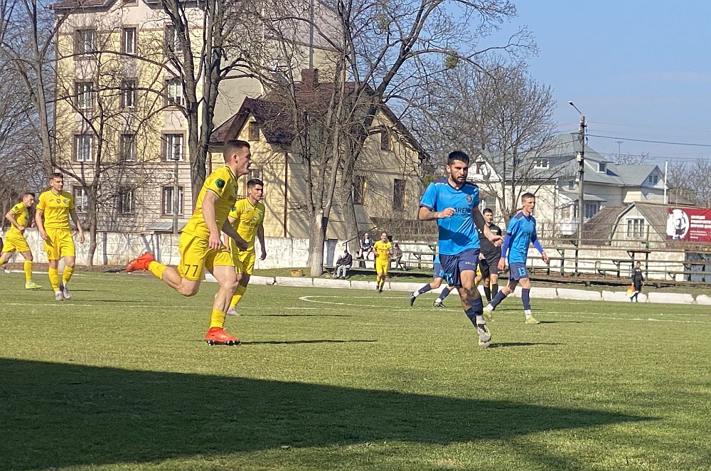 “Прикарпаття” розгромило “Дністер” в останньому контрольному матчі перед відновленням сезону