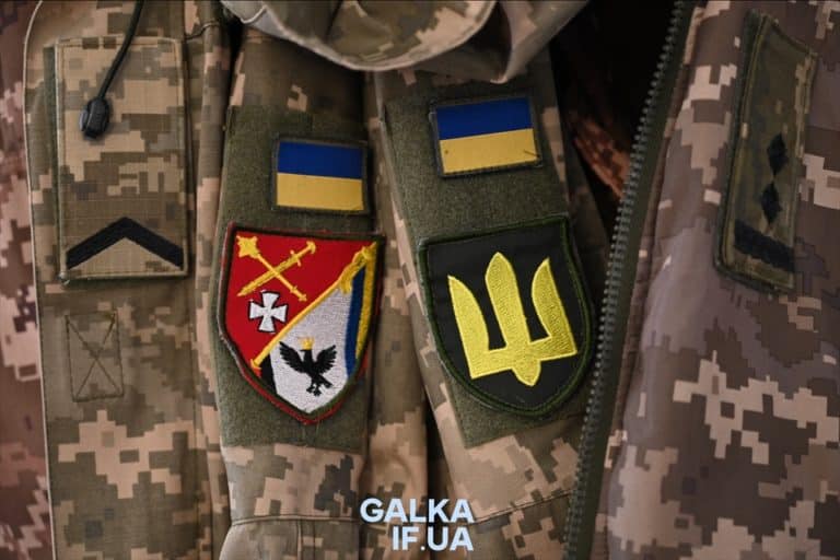 Прикарпатцю, який перекривав дорогу з битою та заважав роботі ТЦК, загрожує до 8 років ув’язнення