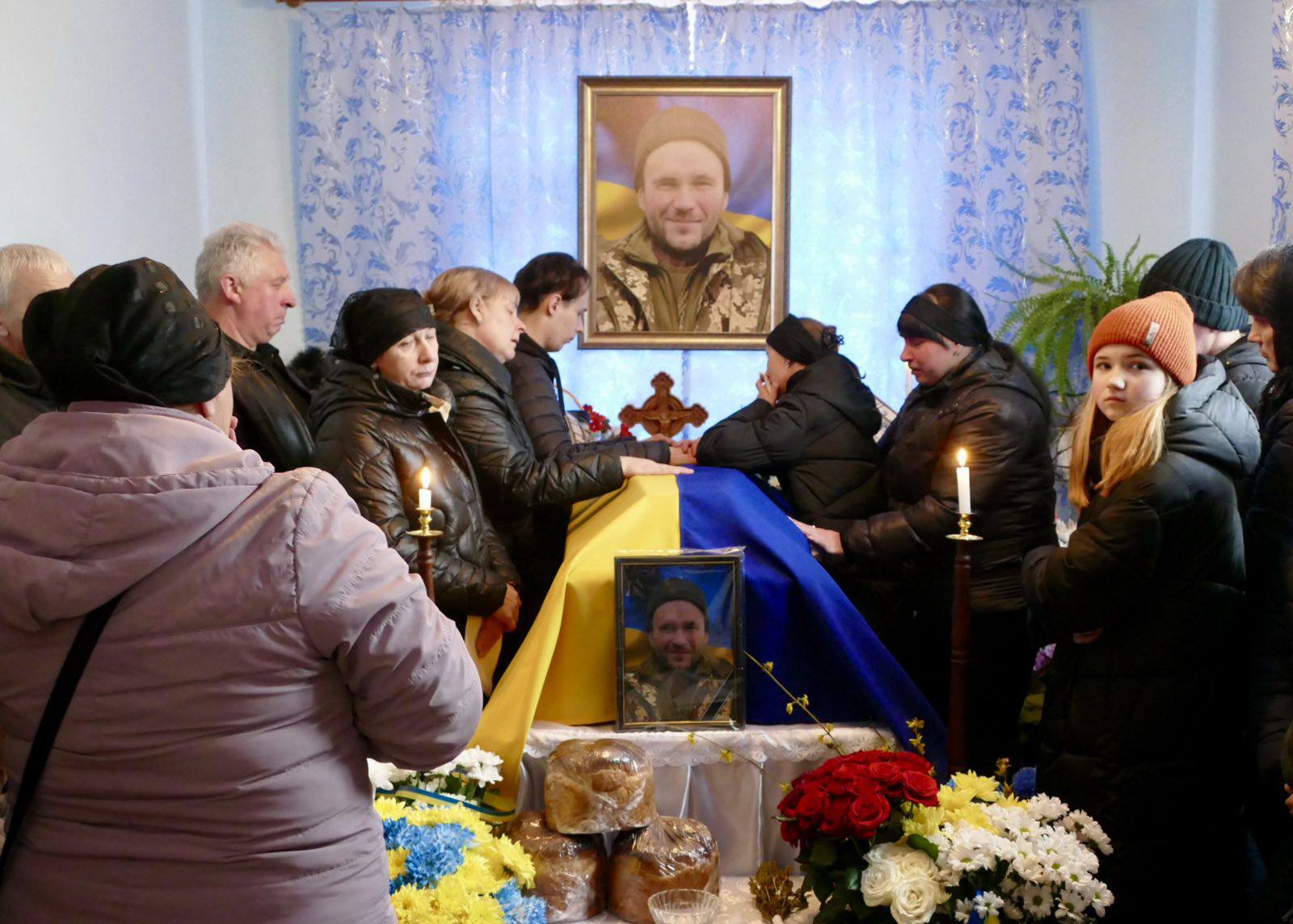 15 місяців вважався зниклим безвісти: на Калущині попрощалися з полеглим захисником Юрієм Маціборським (ФОТО)