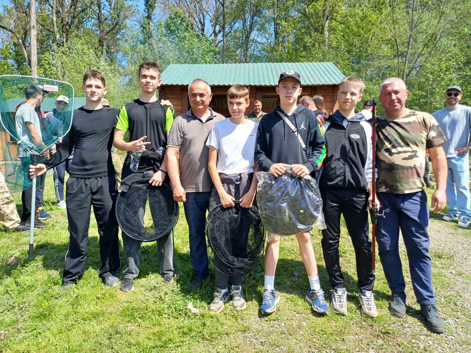 У Тлумачі відбулась спортивна рибалка для військових та родин захисників (ФОТО)