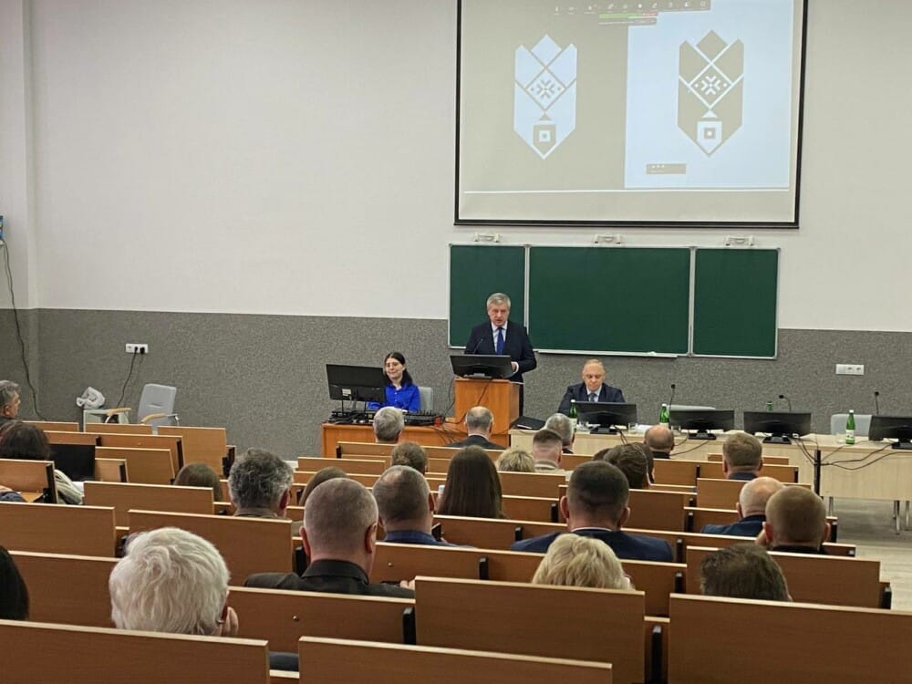 Прикарпатський університет змінив назву? Розʼяснення від вишу