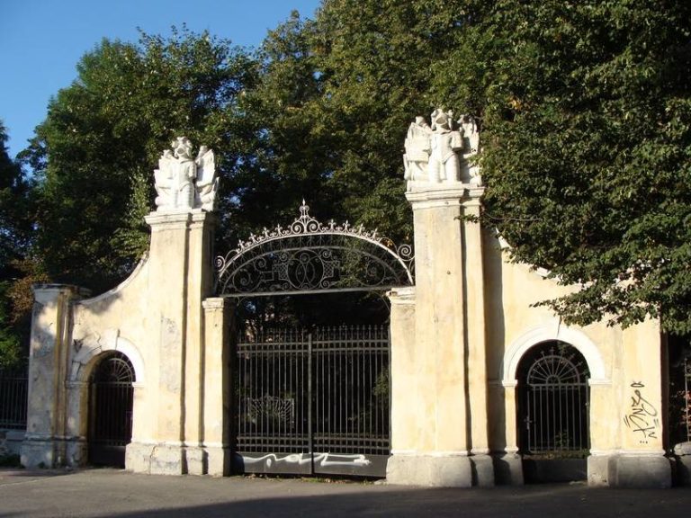 Від госпіталю до легенди: яке найбільш переоцінене місце у Франківську з історичної точки зору