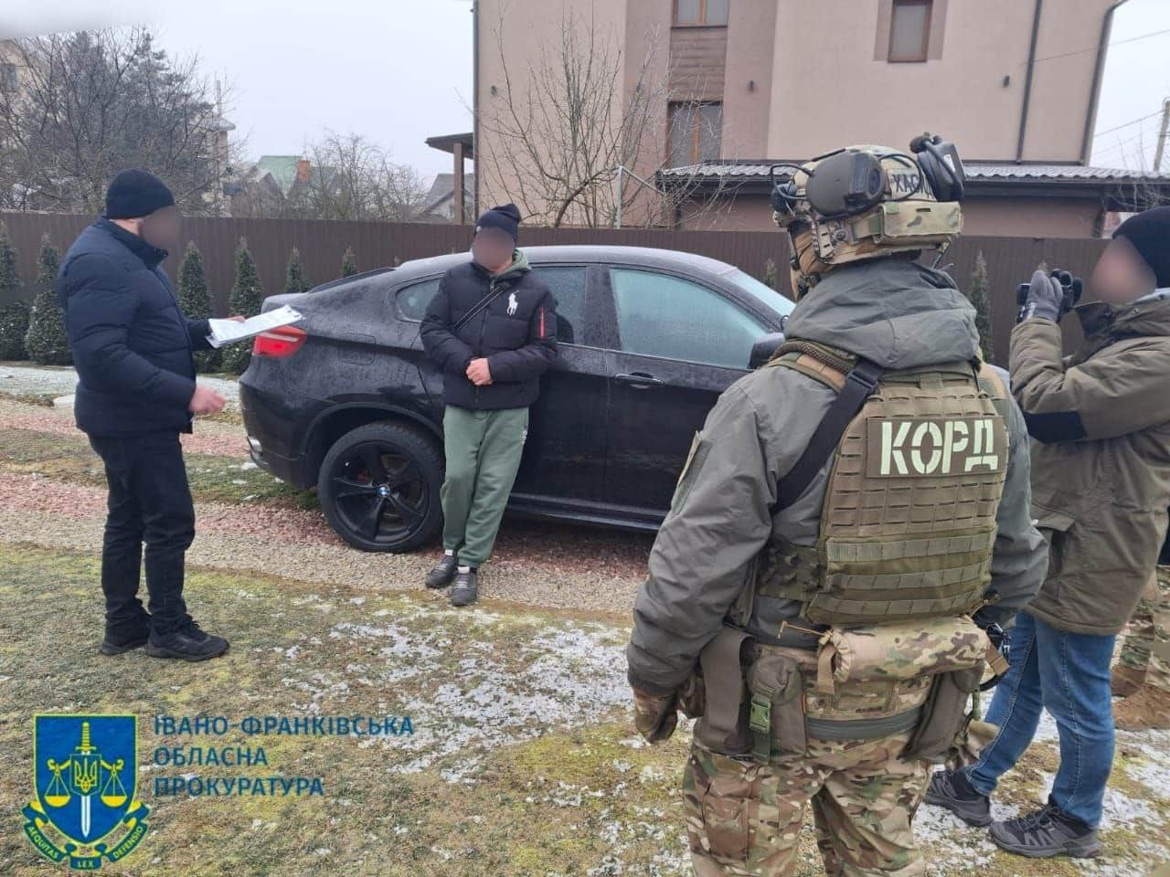 Продавали амфетамін та канабіс: на Прикарпатті викрили чотирьох “дилерів” (ФОТО)