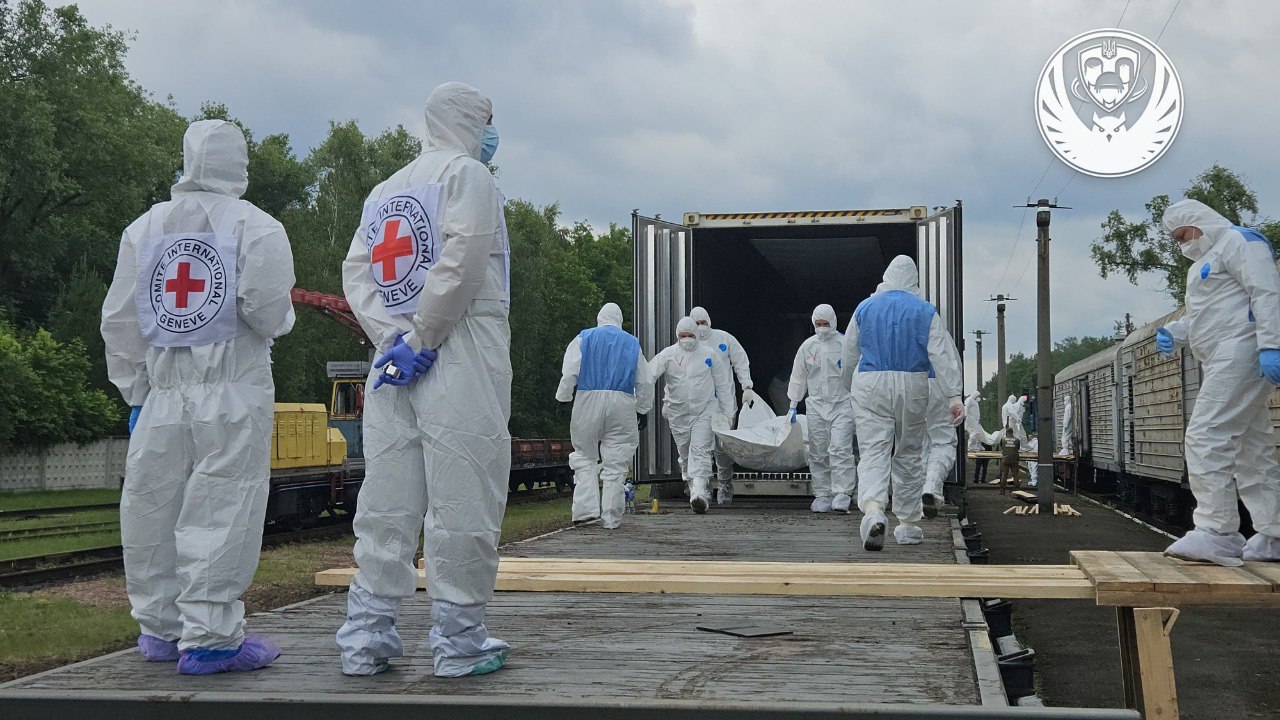 В Україну повернули тіла 1200 загиблих військових