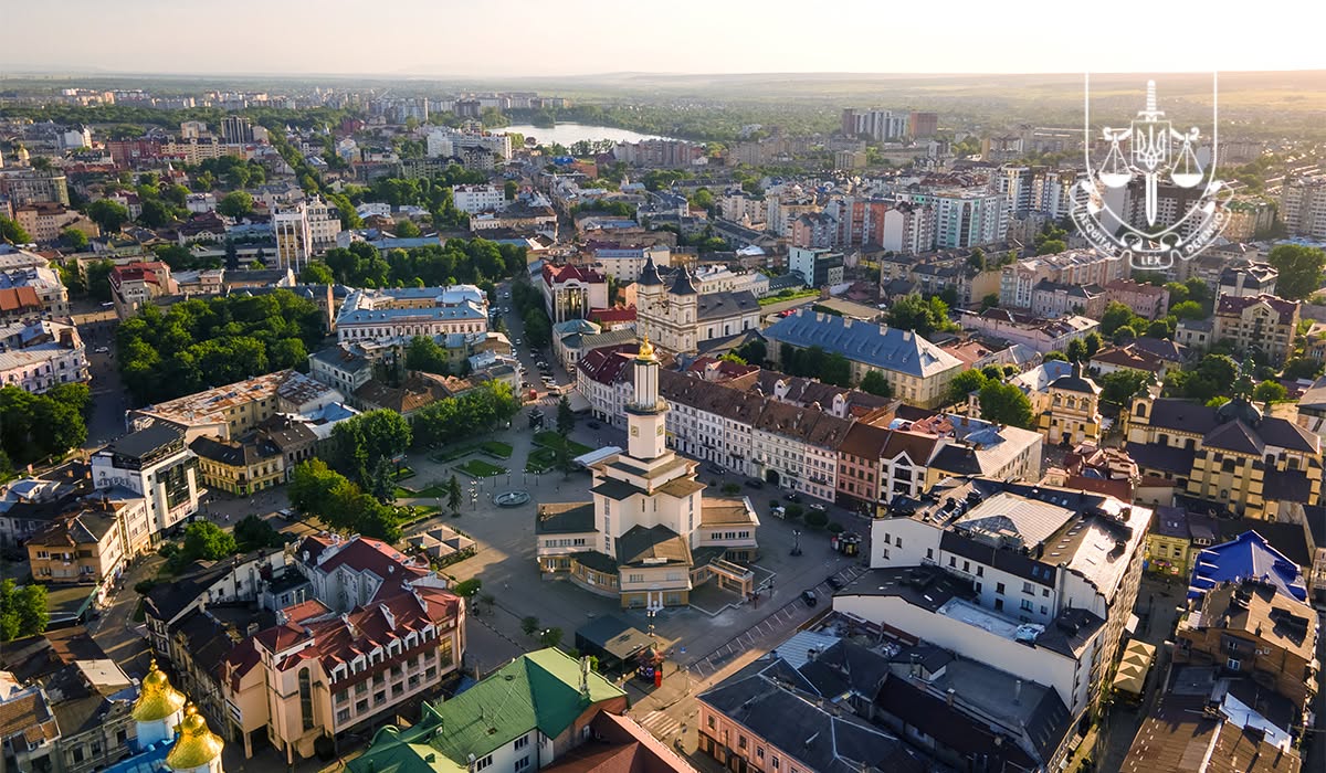 Чашки, амбасадори та студія Visit-IF: у мерії показали програму промоції Франківська