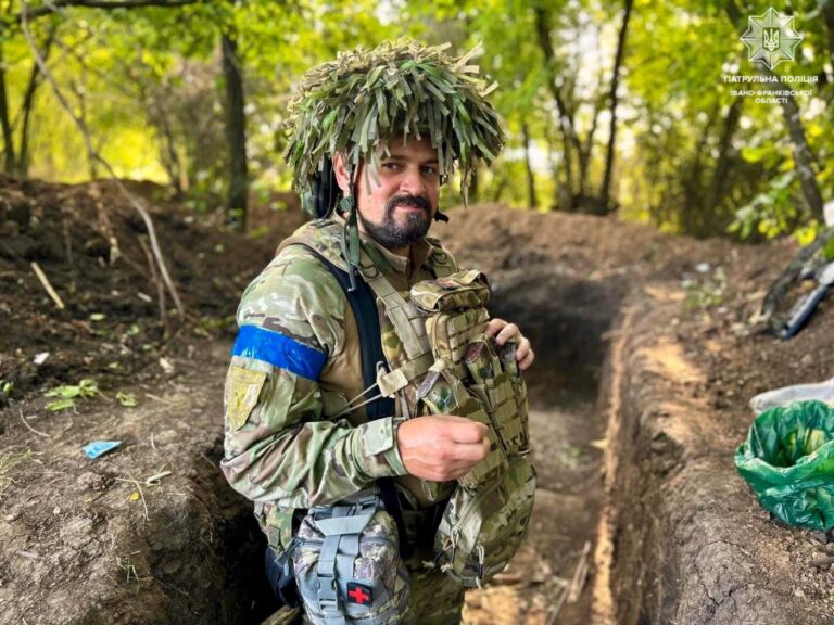 “Заради родини я готовий битися до останнього”: історія прикарпатського захисника Миколи Романюка (ФОТО)