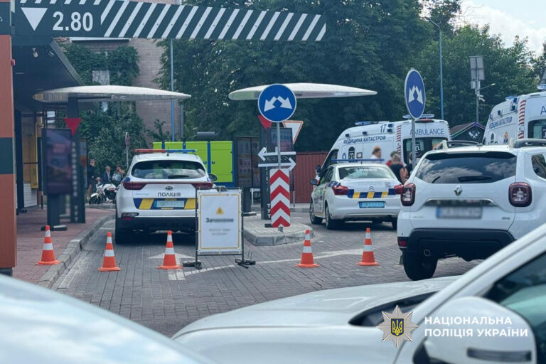 У Черкасах невідомий стріляв у McDonald’s (ОНОВЛЕНО)