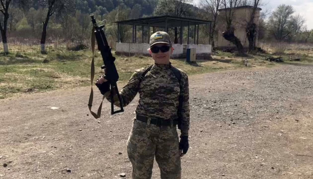 “Поміняла білі халати на траншеї”: історія франківської бойової медикині Юлії Огієнко, яка загинула за Україну