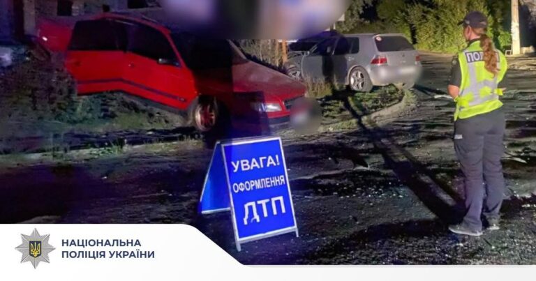 У Косові зіткнулися Audi та Volkswagen: постраждав неповнолітній пасажир (ФОТО)
