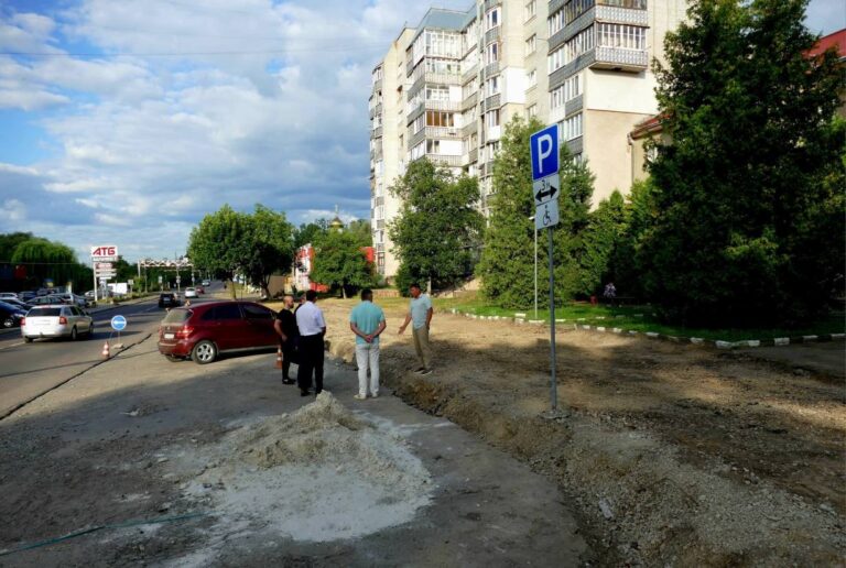 У Калуші стартував перший етап створення безбар’єрних маршрутів (ФОТО)