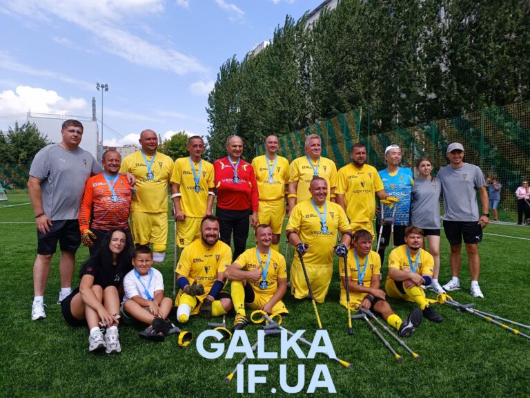 Історичні 6:0: ампфутбольна “Бартка” зіграла перший матч (ФОТО)