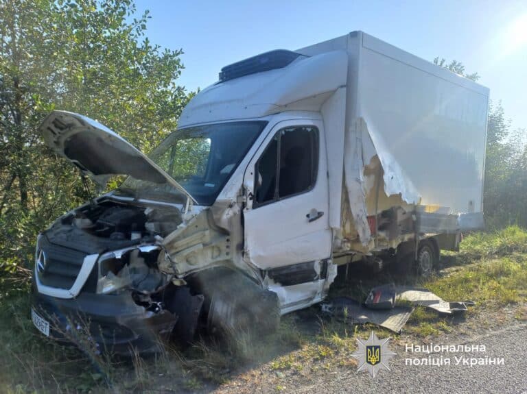 На Коломийщині сталася потрійна ДТП, у якій загинув чоловік (ФОТО)
