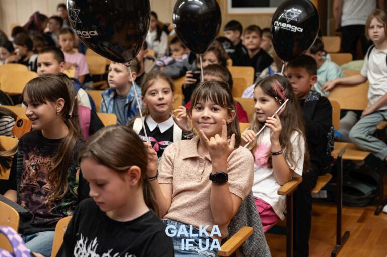“Галка” організувала перший у Франківську фестиваль позашкільних гуртків (ФОТО)