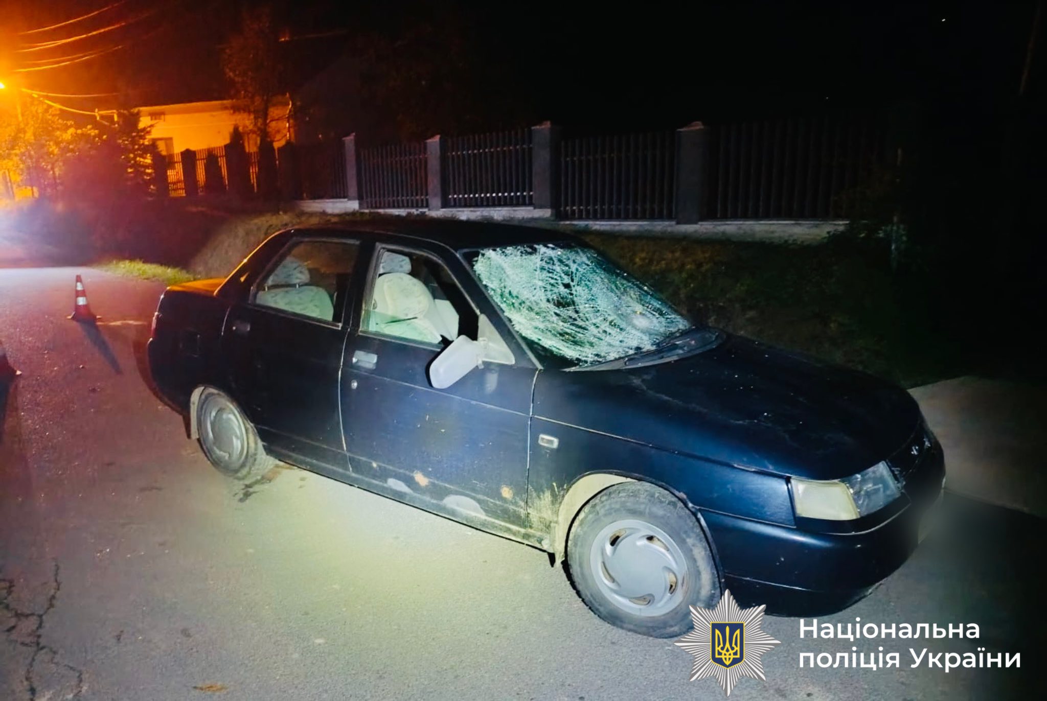 На Рожнятівщині водій ВАЗу збив двох пішоходів (ФОТО)