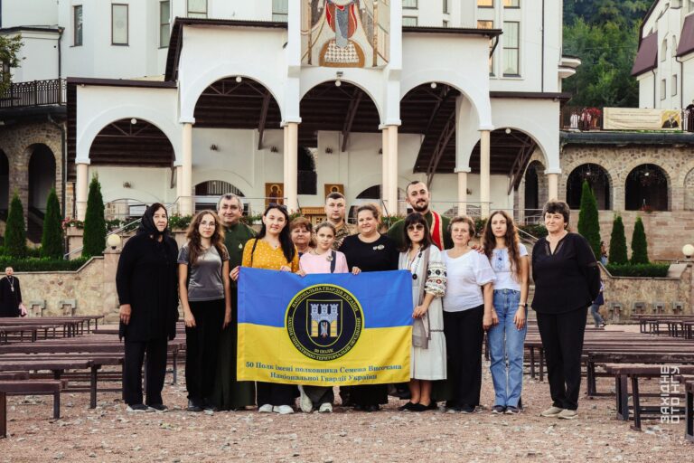 Прикарпатські гвардійці помолилися за побратимів у Зарваниці (ФОТО)