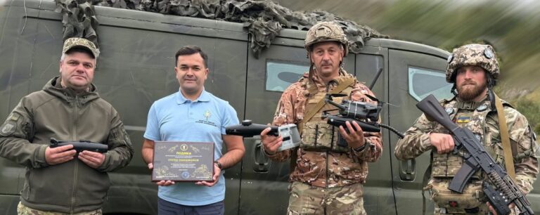Будівельна компанія “Спілка забудівників” передала 50 полку НГУ навчальне обладнання для протидії ворожим FPV-дронам (ФОТО)