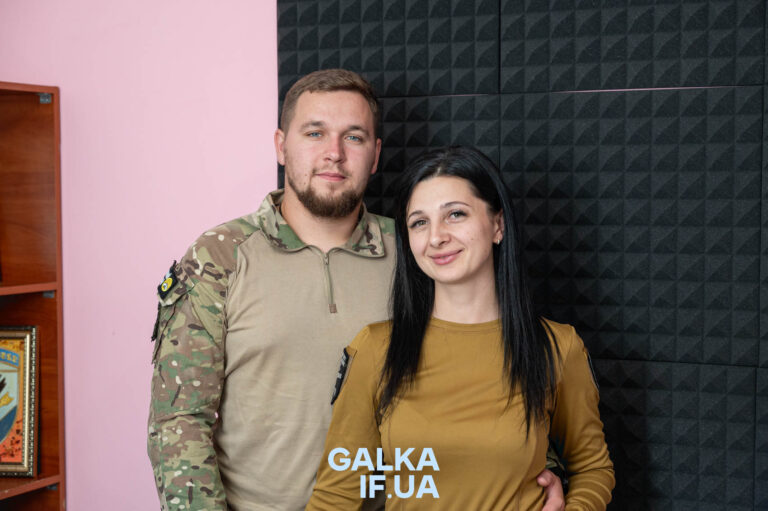 «1078 кілометрів між нами»: історія кохання бойового медика Назара Свідерського та волонтерки Мар’яни Свідерської (ФОТО)