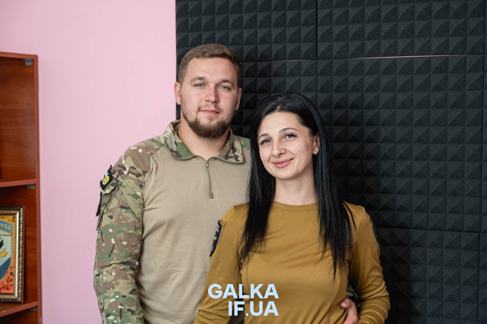 «1078 кілометрів між нами»: історія кохання бойового медика Назара Свідерського та волонтерки Мар’яни Свідерської (ФОТО)