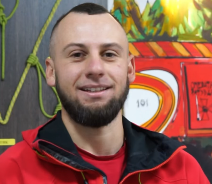 “Бути рятувальником – це покликання”: як прикарпатський гірський рятувальник Леон Гавич допомагає людям у горах (ВІДЕО)