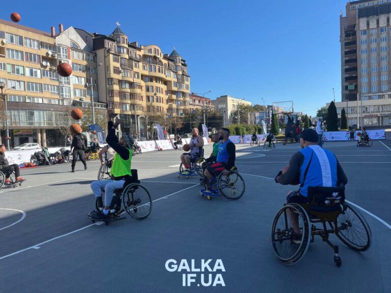 “Життя на травмі не закінчується”: у Франківську провели фестиваль адаптивних видів спорту (ФОТО)