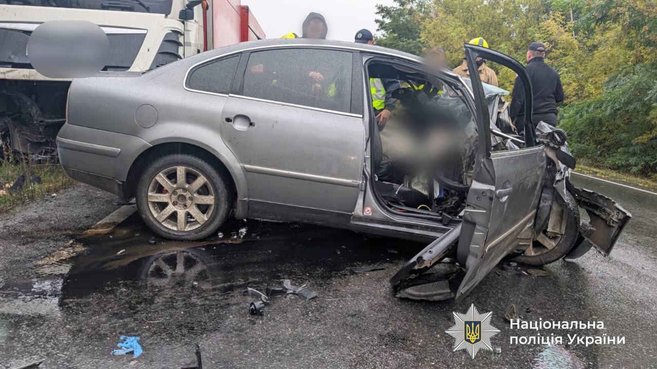 Двоє людей загинули у ДТП поблизу Снятина на Івано-Франківщині (ДЕТАЛІ І ФОТО, ОНОВЛЕНО)