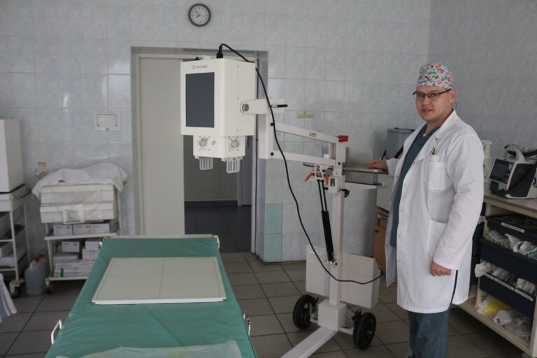 У Коломийській дитячій лікарні встановили новий рентген-апарат