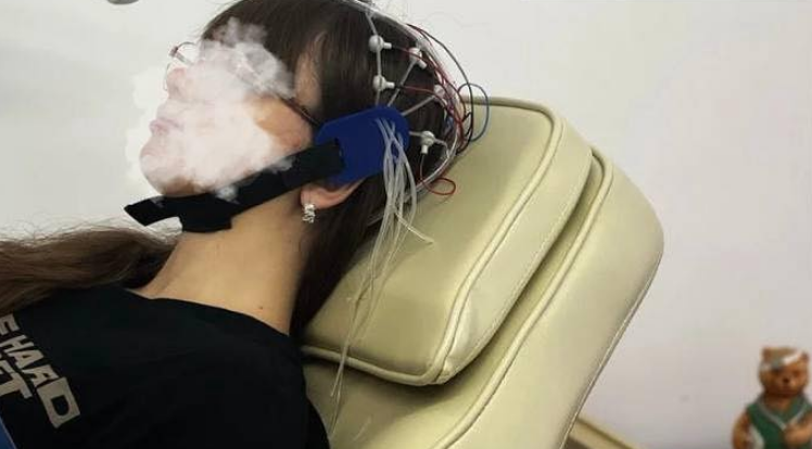 У клініці Франківського медичного університету відкрили кабінет для дослідження роботи мозку