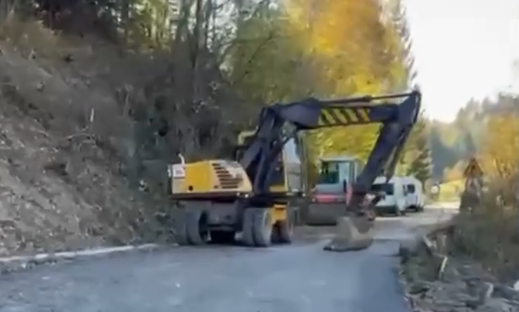 На Косівщині завершують ремонт столітнього мосту через Рибницю (ВІДЕО)