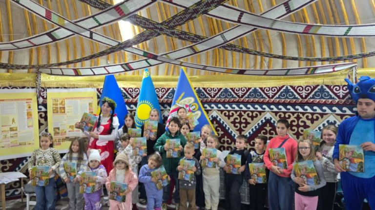У Києві вийшла збірка казахських казок українською мовою. На презентації був присутній франківський телепроєкт “Подружки”