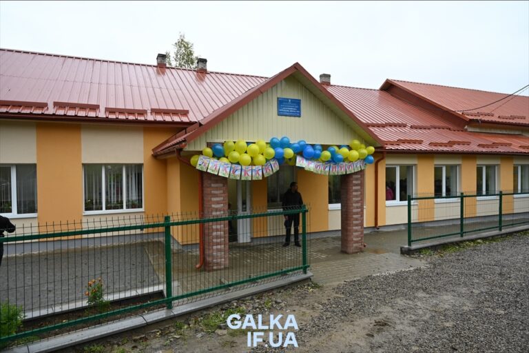 У Пасічнянській громаді відкрили відремонтовану школу за 5,7 мільйона гривень (ФОТО)