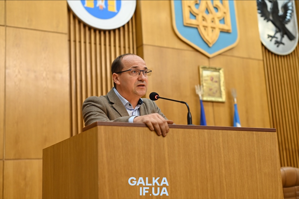 У міськраді пропонують облаштувати вокзал із тактильними доріжками та звуковими системами для незрячих