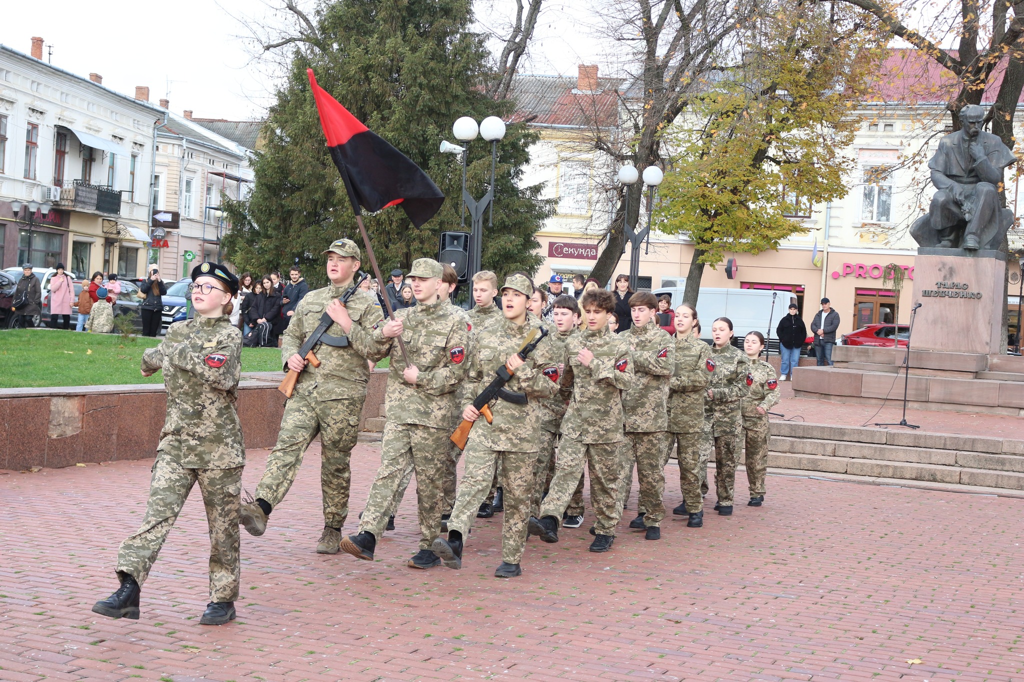 Ритмічність та чіткість: у Коломиї відбувся конкурс патріотичної та стройової пісні (ФОТО, ВІДЕО)