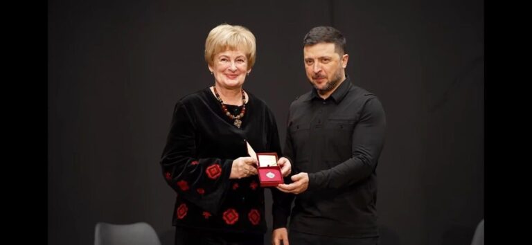Заступниця директора “Давнього Галича” Ірина Чернега отримала почесне звання “Заслужений працівник культури” (ФОТОФАКТ)