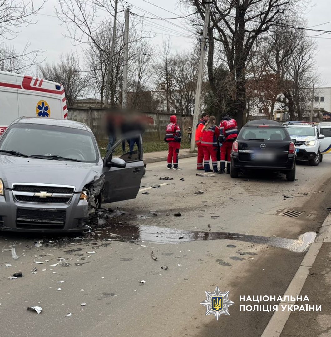 У Коломиї п’яний водій спричинив ДТП на зустрічній: є постраждалий (ФОТО)