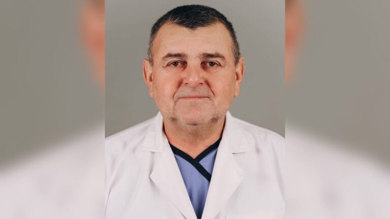 В Івано-Франківську помер відомий торакальний хірург Роман Василів