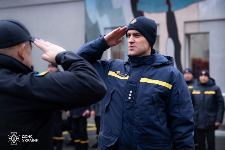 Прикарпатський рятувальник Владислав Сверида отримав Грамоту Верховної Ради України (ФОТО)