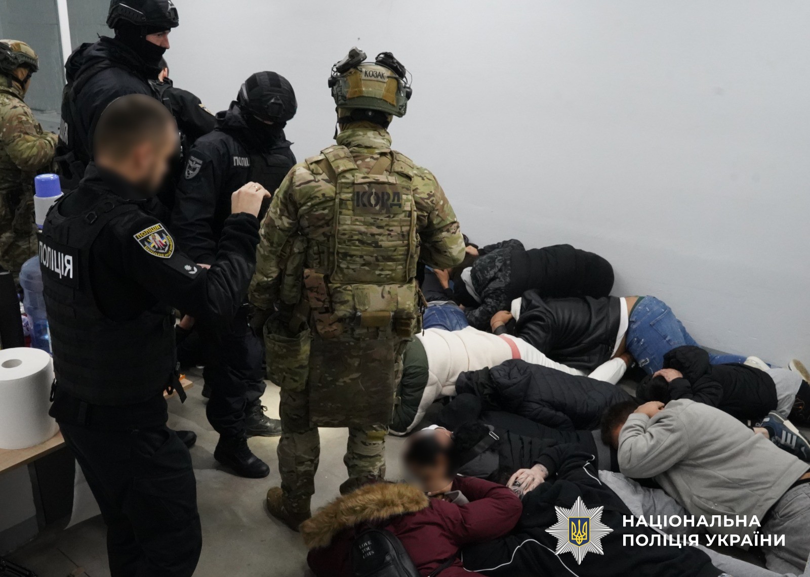 У Франківську викрили шахрайський call-центр, який обікрав громадян ЄС на 50 мільйонів (ФОТО, ВІДЕО)