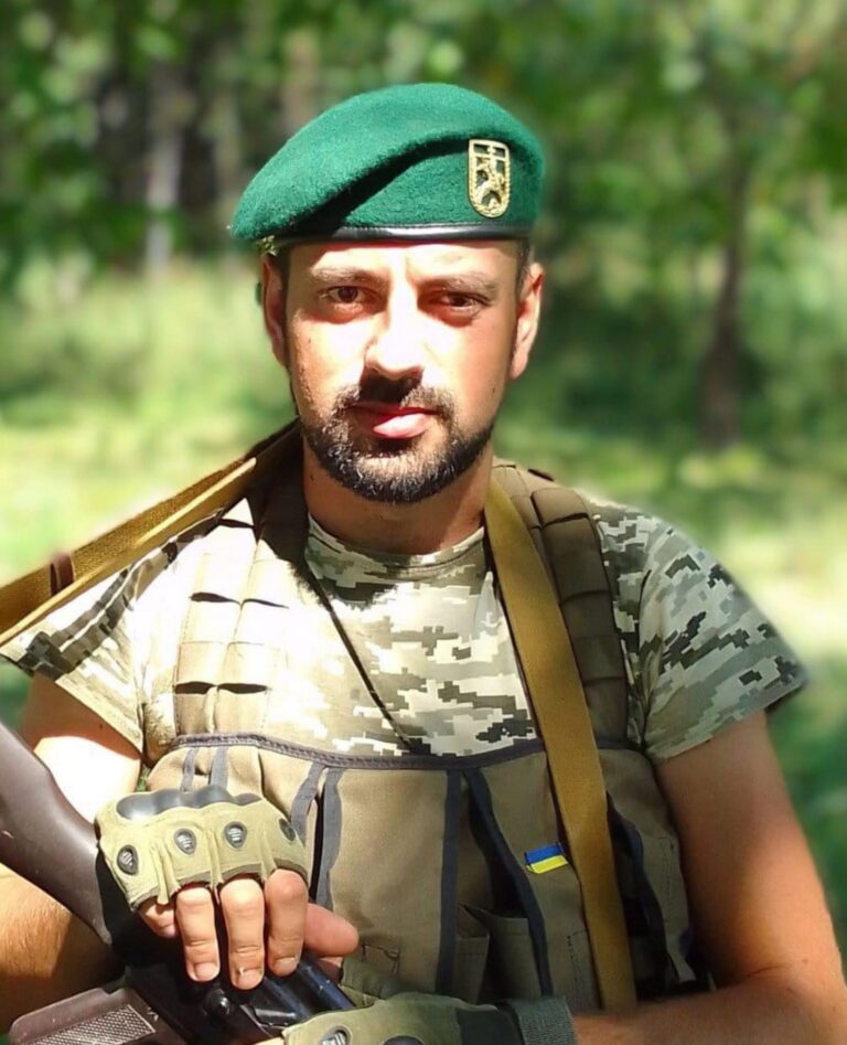 Підтвердили загибель воїна з Надвірної Романа Козакова, який зник у Бахмуті в лютому 2023