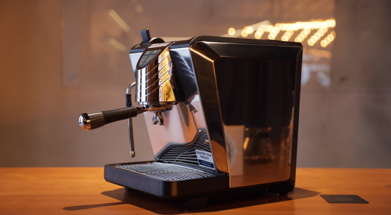 “Coffee lab” розігрує кавомашину за донати на техніку для бійців Сіверської бригади (ВІДЕО)