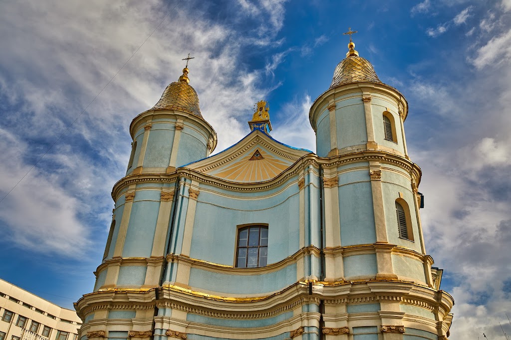 Розклад різдвяних богослужінь у храмах Франківська