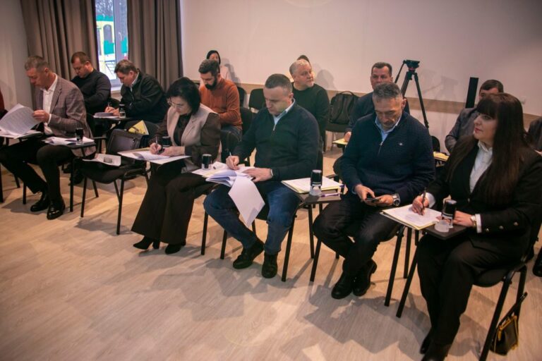 15 громад Прикарпаття підписали меморандум про створення Франківської міської агломерації (ФОТО)