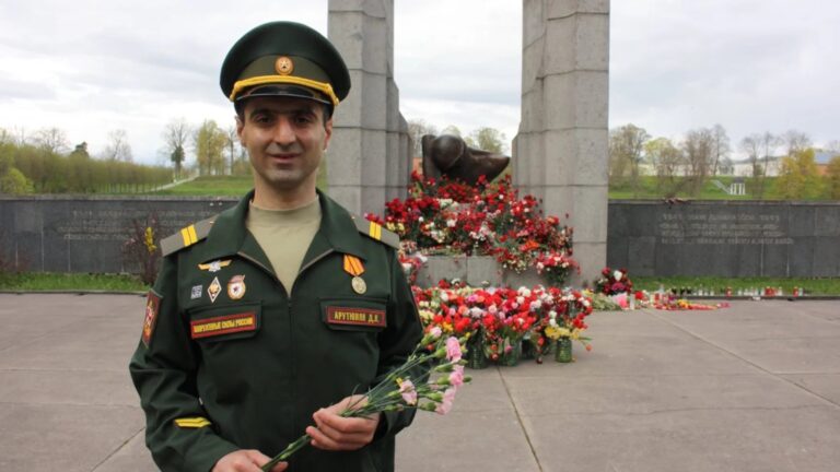 Естонія вислала росіянина, який у соцмережах передавав вітання росгвардійцям