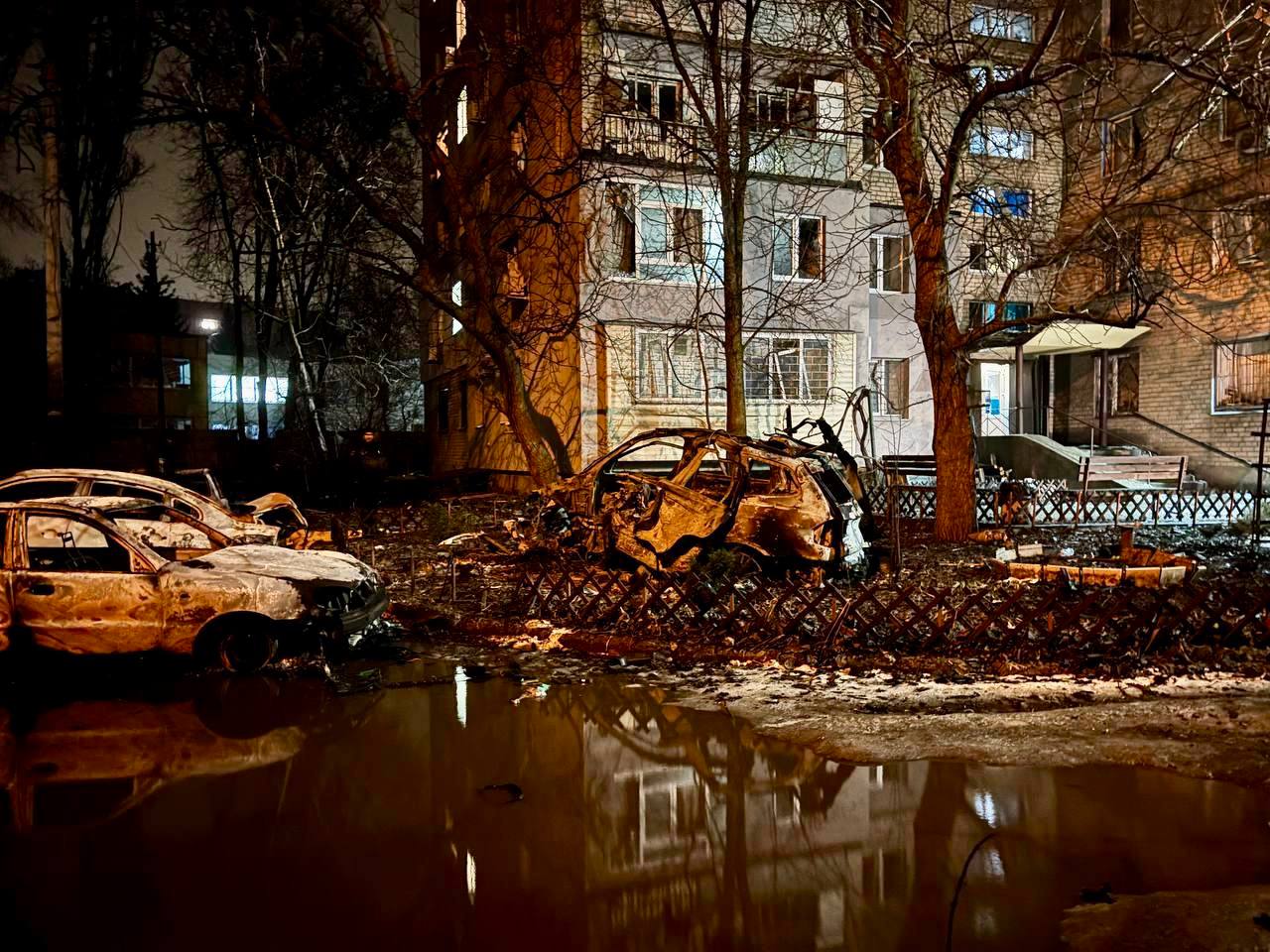 У Дніпрі внаслідок вечірньої атаки постраждали семеро людей