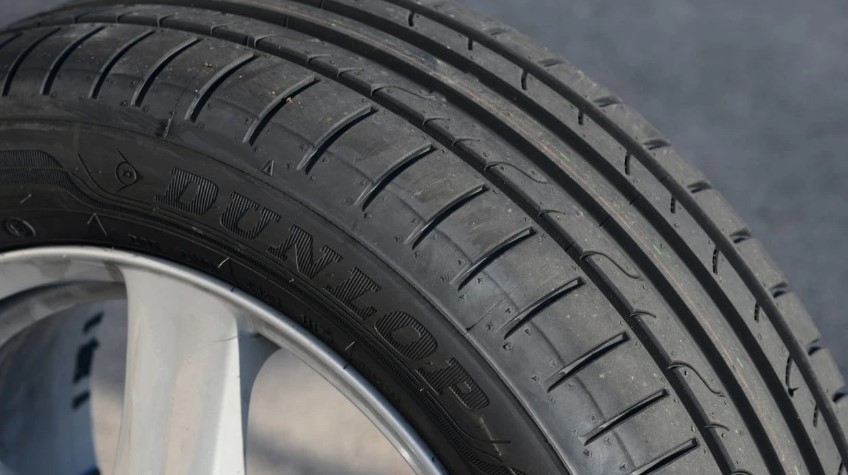 Літні шини Dunlop – контроль, тиша і стабільність в русі