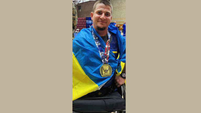 Прикарпатський ветеран Артем Передереєв виборов “золото” на міжнародних змаганнях з пауерліфтингу