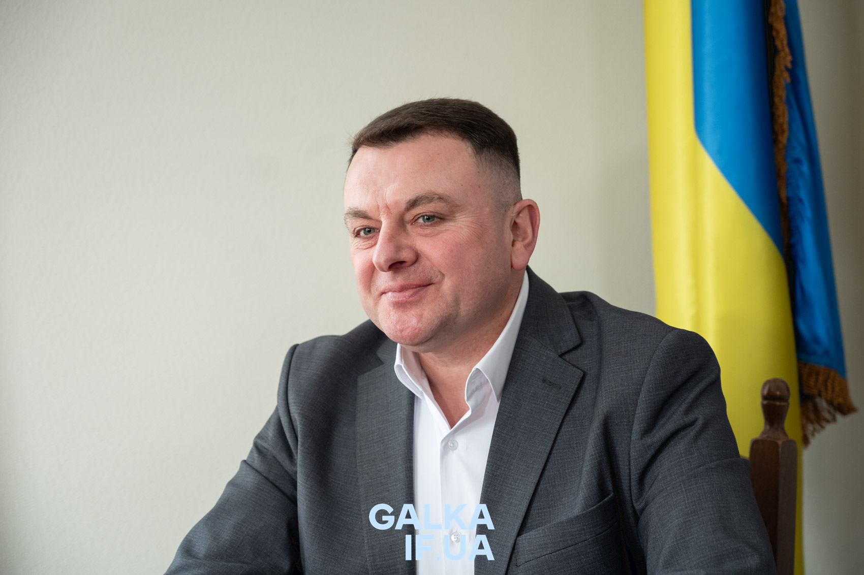 Робота під обстрілами і “дорога смерті”: як снятинський прокурор Іван Іванків їздить у відрядження до Дніпра та Херсону (ФОТО)