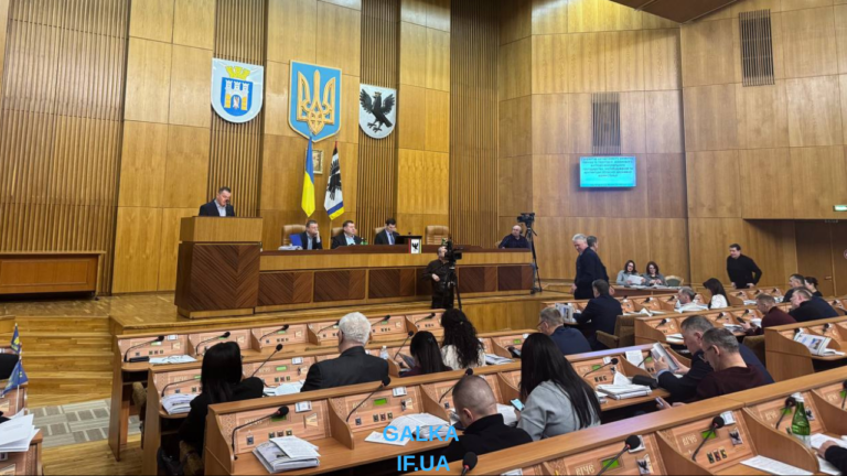 Прикарпатські депутати просять призупинити реформу старшої школи до завершення воєнного стану